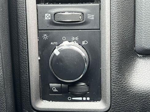 Used 2016 RAM 2500 Tradesman w/ Chrome Appearance Group AWD/4WD image 15