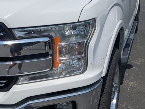 Used 2020 Ford F150 Lariat w/ FX4 Off-Road Package AWD/4WD image 13