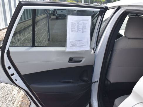 Certified 2024 Toyota Corolla Cross L AWD/4WD image 19