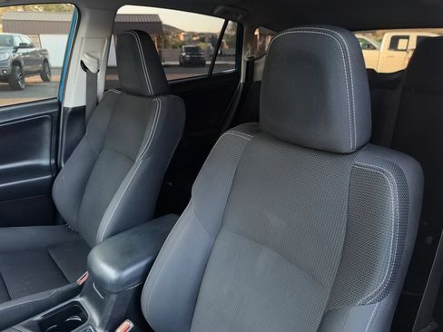 Used 2018 Toyota RAV4 XLE w/ All Weather Liner Package FWD image 15
