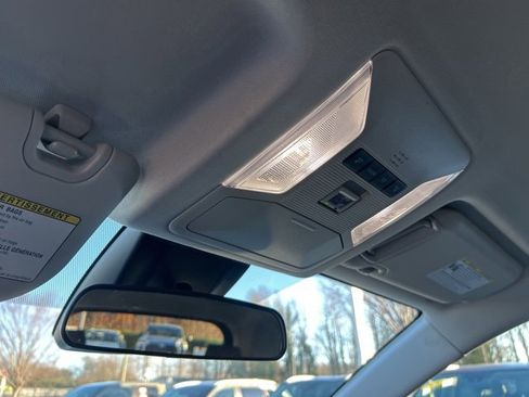 Used 2024 Toyota RAV4 XLE image 30