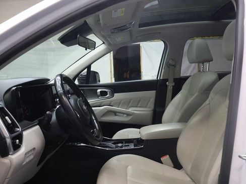 Used 2021 Kia Sorento SX image 18