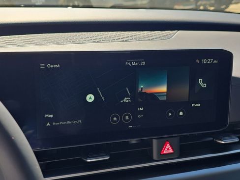New 2026 Kia Carnival FWD image 22