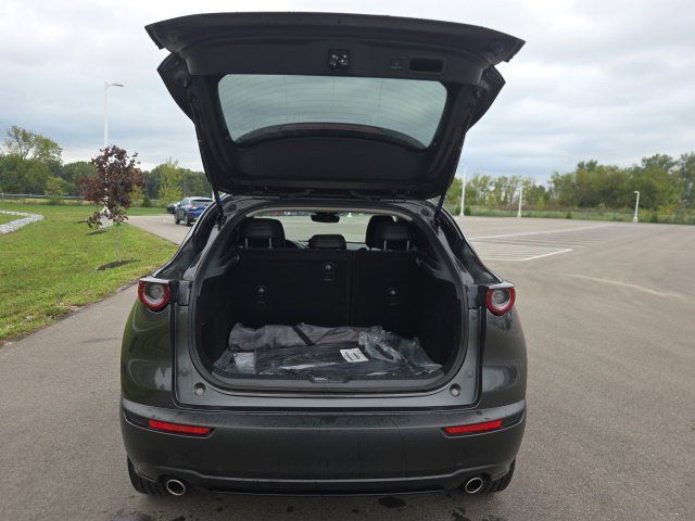 Used 2023 MAZDA CX-30 AWD 2.5 S w/ Select Package image 11