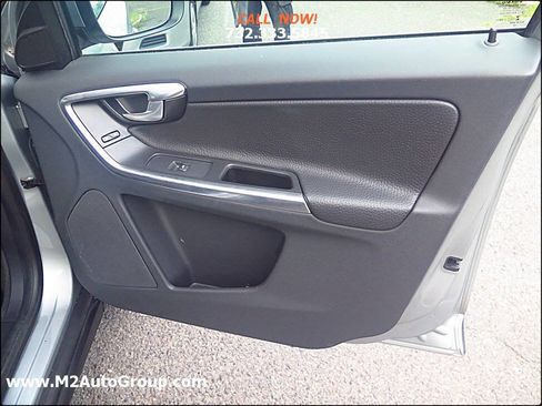 Used 2013 Volvo XC60 T6 image 20