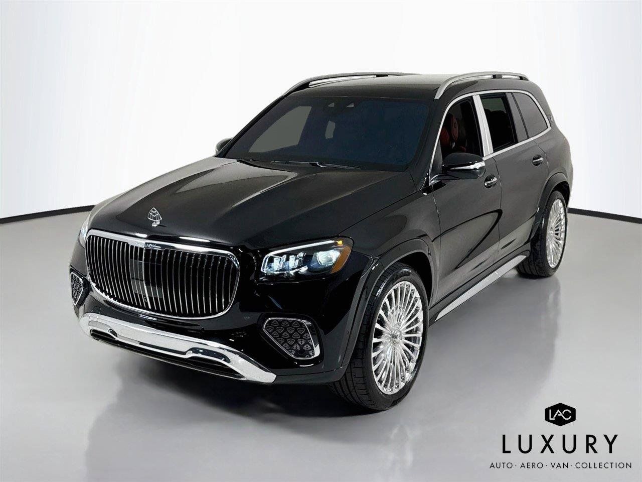 Used 2025 Mercedes-Benz Maybach GLS 600 4MATIC image 4
