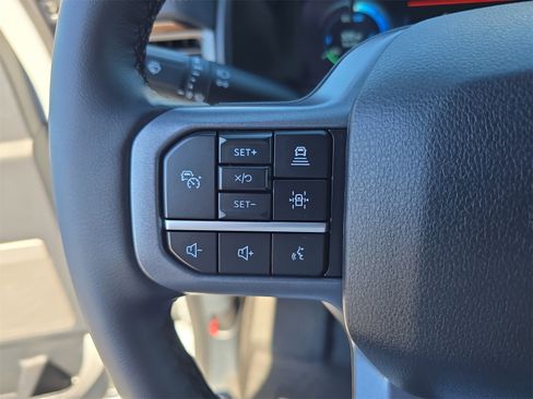 Certified 2025 Ford F150 Lightning Lariat image 23