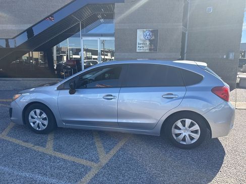 Used 2014 Subaru Impreza 2.0i image 5