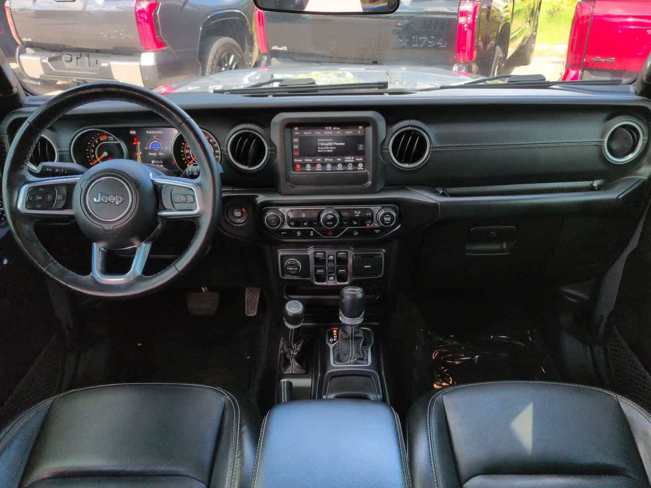 Used 2020 Jeep Wrangler Unlimited Sahara w/ Cold Weather Group AWD/4WD image 14