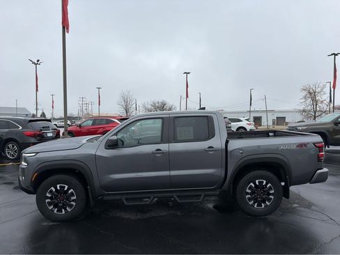 Used 2024 Nissan Frontier PRO-4X w/ Technology Package image 8