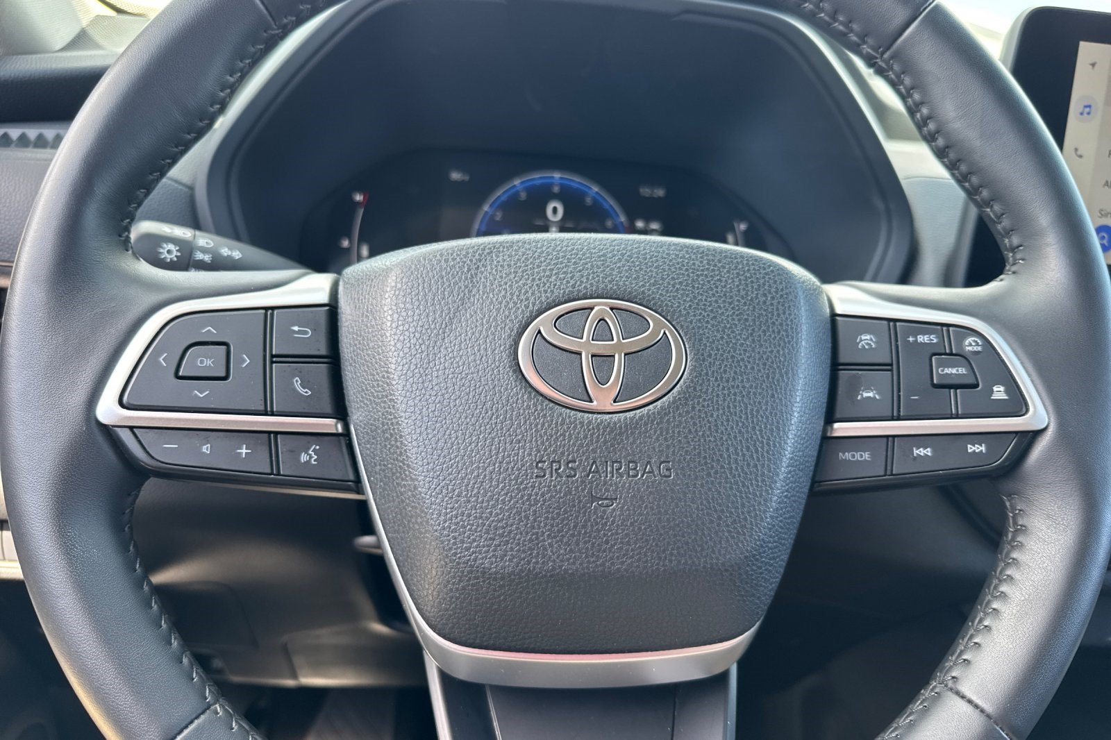 Used 2026 Toyota Grand Highlander FWD image 11