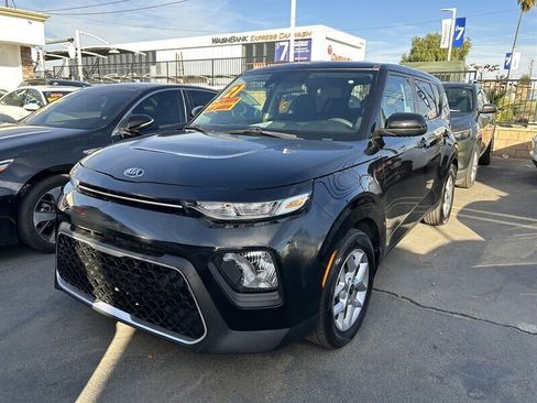 Used 2021 Kia Soul S FWD image 10