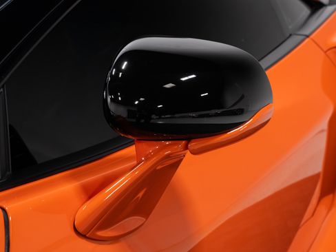 Used 2023 McLaren GT RWD image 19