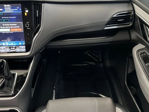 Used 2023 Subaru Outback Limited image 30