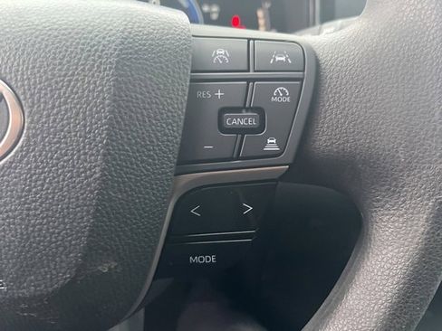 Used 2025 Toyota Camry LE image 15