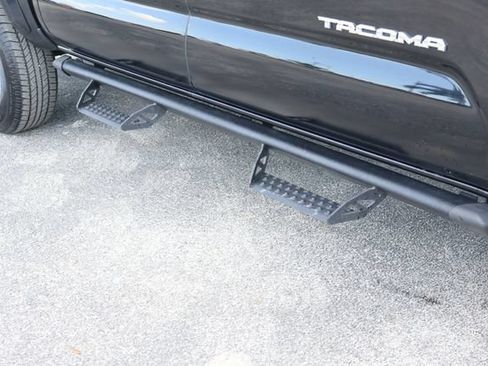 Used 2021 Toyota Tacoma TRD Sport RWD image 11