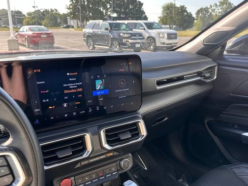 Used 2025 Ford Mustang Premium RWD image 26