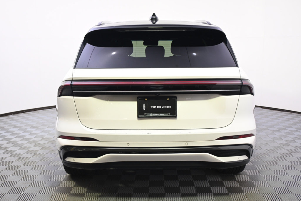 Used 2024 Lincoln Nautilus Reserve w/ Equipment Group 202A AWD/4WD image 5