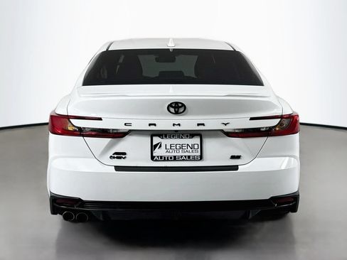 Used 2025 Toyota Camry SE AWD/4WD image 6