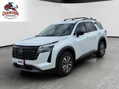 New 2026 Nissan Pathfinder SL