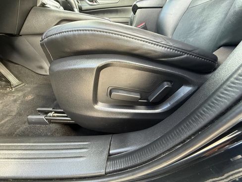 Used 2019 MAZDA CX-5 Touring AWD/4WD image 17