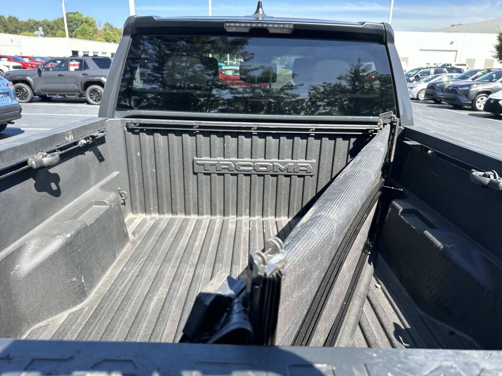 Used 2024 Toyota Tacoma SR5 AWD/4WD image 9