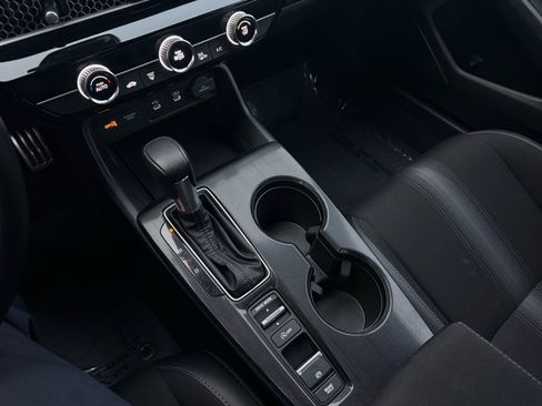 Used 2025 Honda Civic Sport image 14