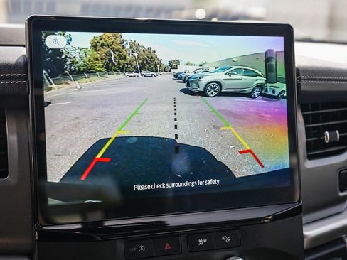 Used 2023 Ford Expedition XLT image 22