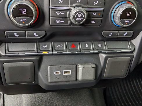 Used 2021 Chevrolet Silverado 1500 RST w/ Bed Protection Package image 28