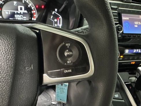 Used 2018 Honda CR-V LX image 20