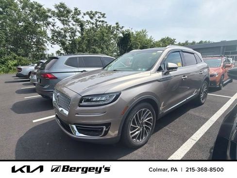 Used 2020 Lincoln Nautilus Reserve AWD/4WD image 3