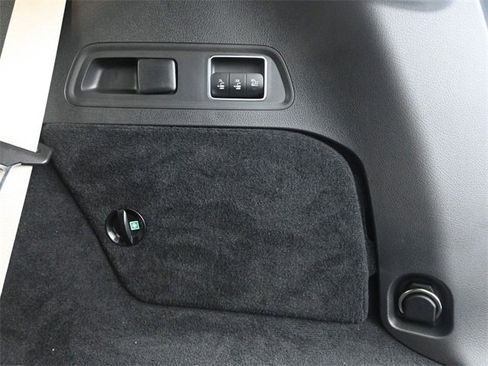 New 2026 Mercedes-Benz GLS 450 4MATIC image 25