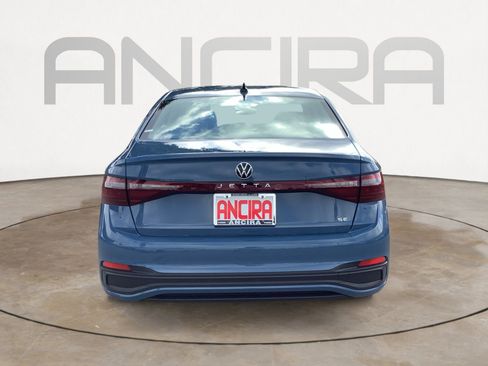 New 2026 Volkswagen Jetta SE FWD image 7