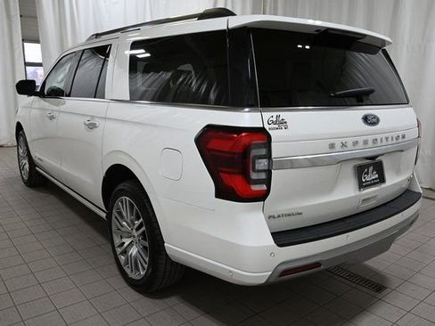 Used 2024 Ford Expedition Max Platinum image 12