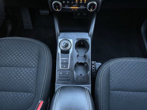 Used 2024 Ford Escape Active image 19
