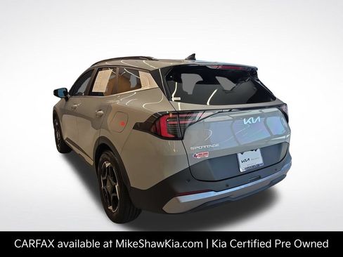 Certified 2026 Kia Sportage EX w/ EX Panorama Roof Package FWD image 4
