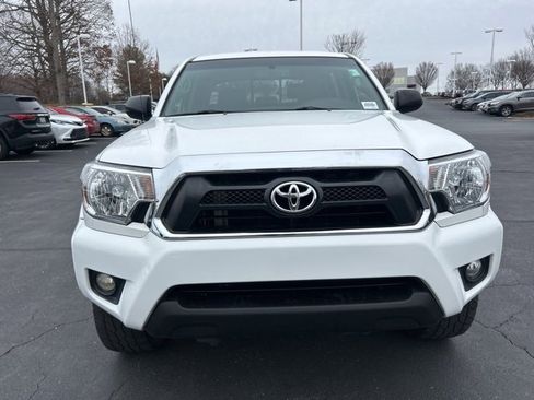 Used 2013 Toyota Tacoma 4x4 Double Cab w/ TRD Off-Road Pkg image 2