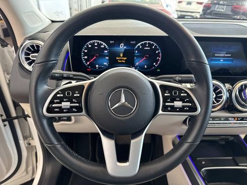 Used 2021 Mercedes-Benz GLB 250 image 22