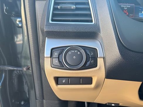 Used 2016 Ford Explorer XLT w/ Equipment Group 201A image 15