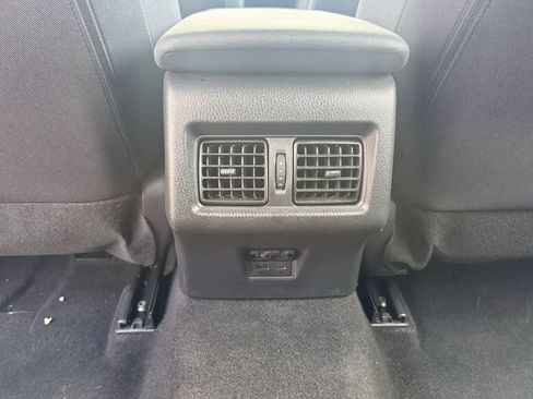Used 2025 Toyota Camry LE FWD image 24