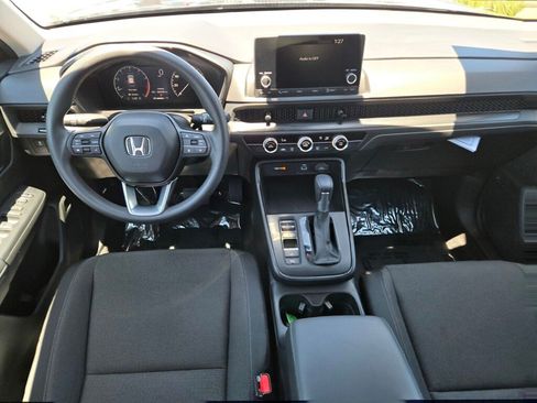 Certified 2025 Honda CR-V LX image 10