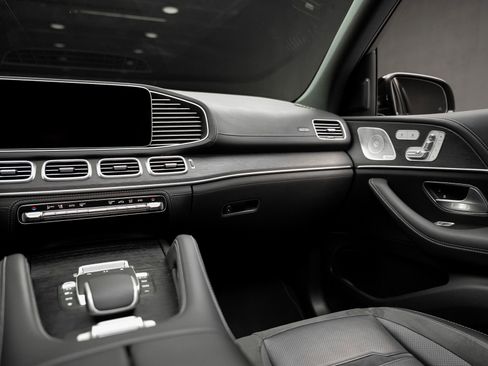 Used 2024 Mercedes-Benz GLE 53 AMG 4MATIC image 45