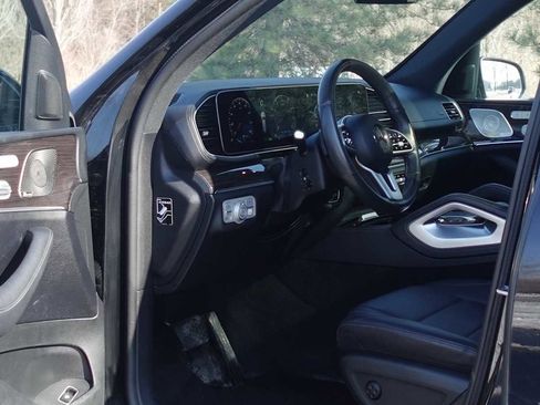 Certified 2022 Mercedes-Benz GLS 450 4MATIC image 17
