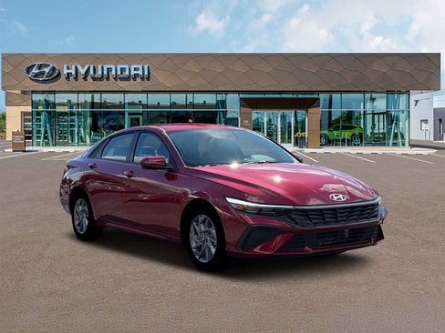 New 2026 Hyundai Elantra Hybrid w/ Cargo Package FWD image 11