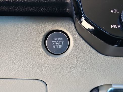 New 2026 Kia Carnival SX Prestige FWD image 27