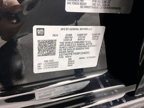 Used 2025 GMC Sierra 3500 Denali Ultimate AWD/4WD image 35