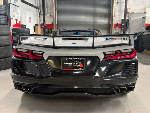 Used 2023 Chevrolet Corvette Stingray Premium Conv w/ Z51 Performance Package image 7