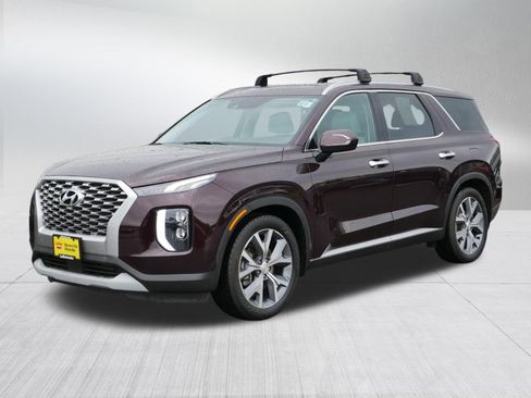 Used 2021 Hyundai Palisade SEL w/ Premium Package AWD/4WD image 3
