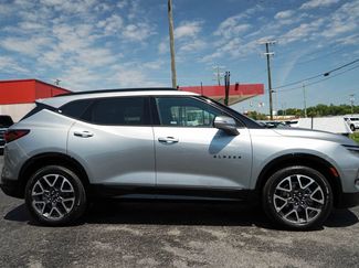 Used 2025 Chevrolet Blazer RS FWD video 2
