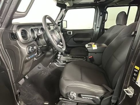 Used 2023 Jeep Wrangler Unlimited w/ 8.4" Radio Group AWD/4WD image 10